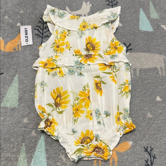Old Navy White and Yellow Floral Baby Romper - Picture 2 of 5